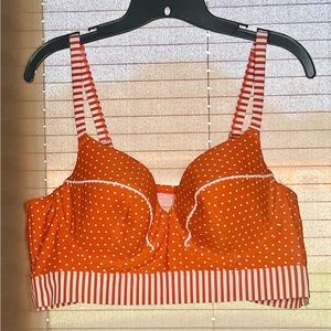 NWT “SWIM by Cacique” Orange and White polka dot and strip swim top. Sz 40C